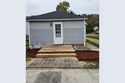 225 E 5th Street, Red Wing, MN 55066 - Photo 6