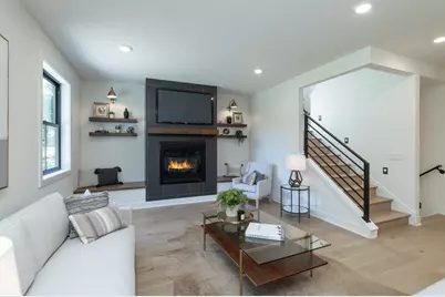 625 Ivy Falls Avenue, Mendota Heights, MN 55118 - Photo 18