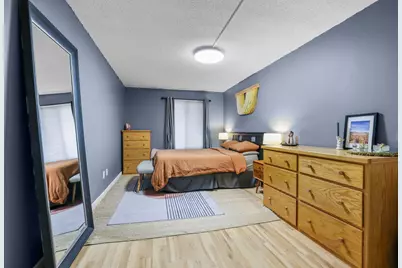 1274 Trailwood S, Hopkins, MN 55343 - Photo 18