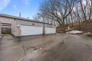 1274 Trailwood S, Hopkins, MN 55343 - Photo 2