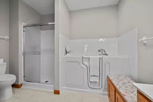 8867 Preserve Pl, Savage, MN 55378 - Photo 18