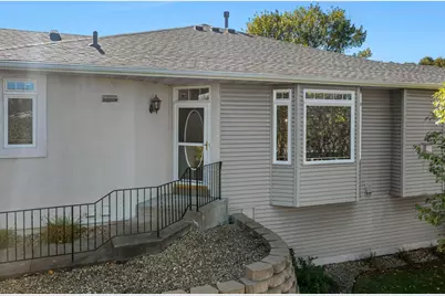 8867 Preserve Place, Savage, MN 55378 - Photo 2