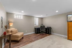 396 Thompson Ave W, West Saint Paul, MN 55118 - Photo 36