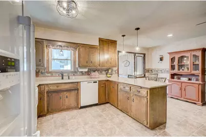 5714 Penrose Avenue N, Stillwater, MN 55082 - Photo 2