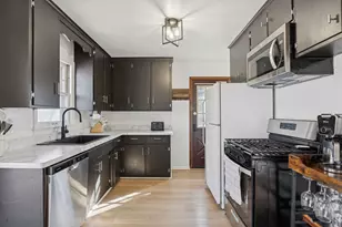 2068 Longview Dr, New Brighton, MN 55112 - Photo 8