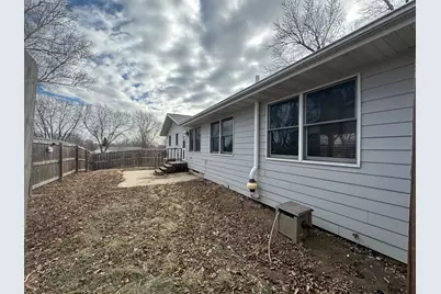 101 E Virginia Street, Luverne, MN 56156 - Photo 32