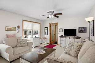 114 Carmel Ave W, West Saint Paul, MN 55118 - Photo 6