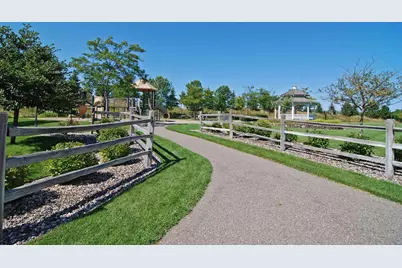 7428 Bent Bow Trail, Chanhassen, MN 55317 - Photo 18