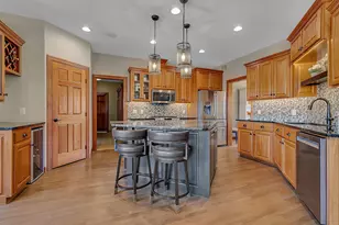 3421 21st Ave S, Saint Cloud, MN 56301 - Photo 2