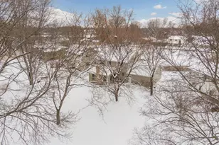 110104 Arboretum Way, Chaska, MN 55318 - Photo 2