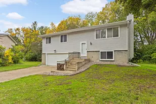 8616 Windward Cir, Eden Prairie, MN 55344 - Photo 1