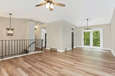 8616 Windward Circle, Eden Prairie, MN 55344 - Photo 4