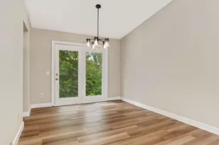 8616 Windward Cir, Eden Prairie, MN 55344 - Photo 4