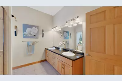 4063 Autumn Lake Court SW, Rochester, MN 55902 - Photo 10