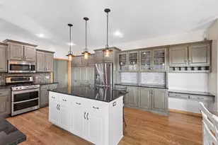 2408 Meadow Dr, Buffalo, MN 55313 - Photo 4