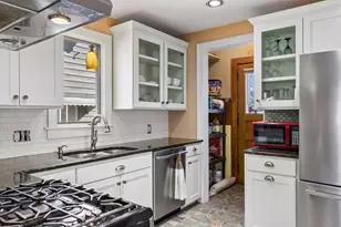 782 Rose Ave E, Saint Paul, MN 55106 - Photo 12