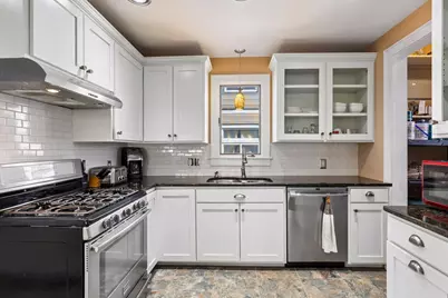 782 Rose Avenue E, Saint Paul, MN 55106 - Photo 14