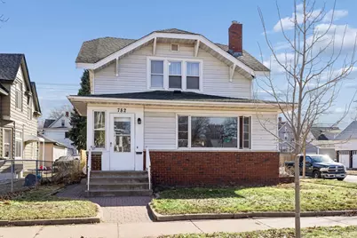 782 Rose Avenue E, Saint Paul, MN 55106 - Photo 1