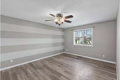 13995 Brunswick Avenue S, Savage, MN 55378 - Photo 10