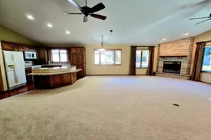 642 Jenisa Dr, Saint Cloud, MN 56301 - Photo 6