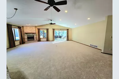 642 Jenisa Drive, Saint Cloud, MN 56301 - Photo 10