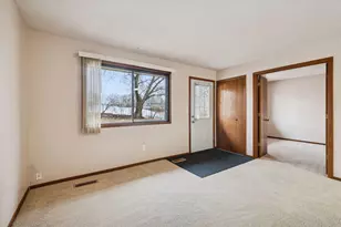 2706 Brookdale Ln, Brooklyn Park, MN 55444 - Photo 2