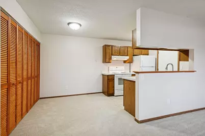 2706 Brookdale Lane, Brooklyn Park, MN 55444 - Photo 10