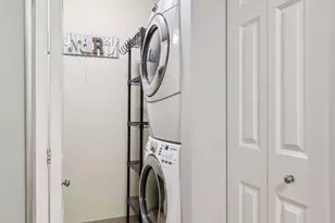 5970 Chasewood Pkwy, Hopkins, MN 55343 - Photo 14