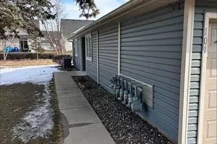 800 98th Ave NW, Coon Rapids, MN 55433 - Photo 4