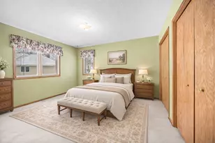 45 Orchard Ave SE, Hutchinson, MN 55350 - Photo 4