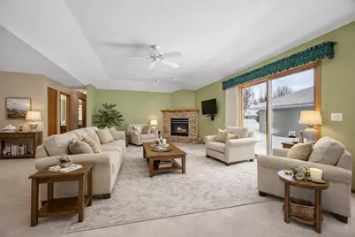 45 Orchard Avenue SE, Hutchinson, MN 55350 - Photo 2