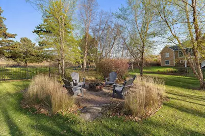 11470 Halstead Trail, Woodbury, MN 55129 - Photo 4