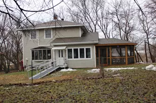 215 4th St NW, Glenwood, MN 56334 - Photo 1