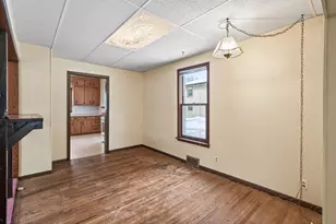 1070 Dale St N, Saint Paul, MN 55117 - Photo 18