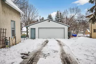 1070 Dale St N, Saint Paul, MN 55117 - Photo 38