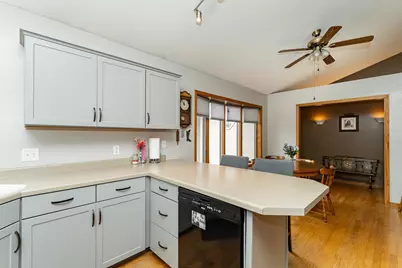 502 24th Street SW, Rochester, MN 55902 - Photo 6