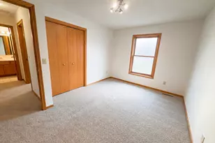 17210 County Rd 24, Plymouth, MN 55447 - Photo 10