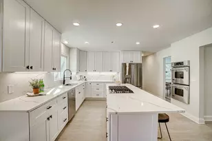 86 Old Wildwood Rd, Mahtomedi, MN 55115 - Photo 16