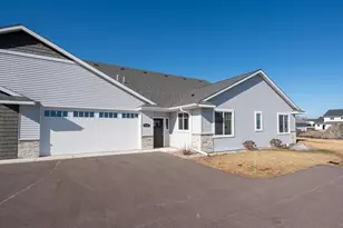 3116 Bassett Dr, Mankato, MN 56001 - Photo 1