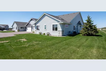 3116 Bassett Drive, Mankato, MN 56001 - Photo 22