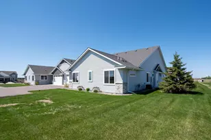 3116 Bassett Dr, Mankato, MN 56001 - Photo 22