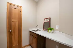 3116 Bassett Dr, Mankato, MN 56001 - Photo 16
