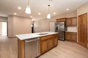 3116 Bassett Dr, Mankato, MN 56001 - Photo 8