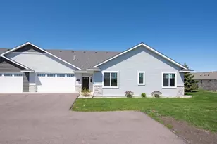 3116 Bassett Dr, Mankato, MN 56001 - Photo 2