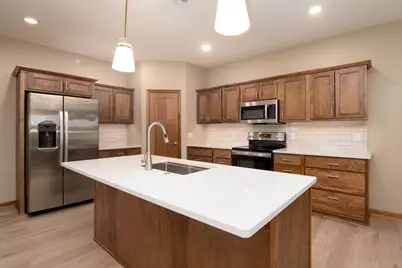 3116 Bassett Drive, Mankato, MN 56001 - Photo 6