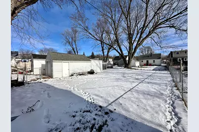924 12th Avenue NE, Rochester, MN 55906 - Photo 2
