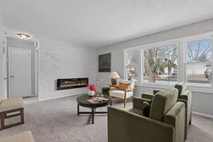 834 Brisbin St, Anoka, MN 55303 - Photo 10