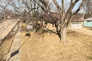 979 S Prairie Ave, Fairmont, MN 56031 - Photo 46