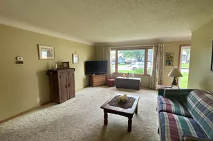 1003 N Renville St, Winthrop, MN 55396 - Photo 6