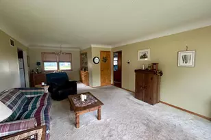1003 N Renville St, Winthrop, MN 55396 - Photo 8
